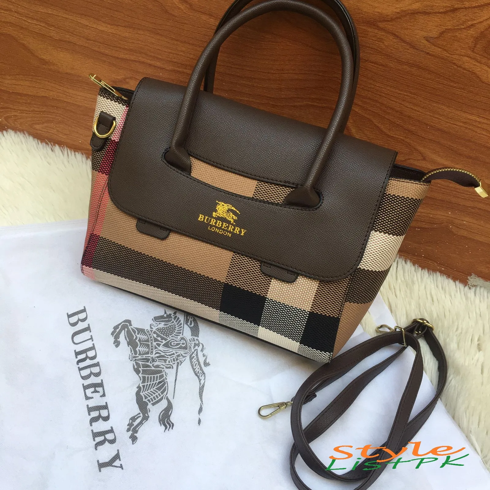 Best Price Burberry Tote Bag with Long Strap 