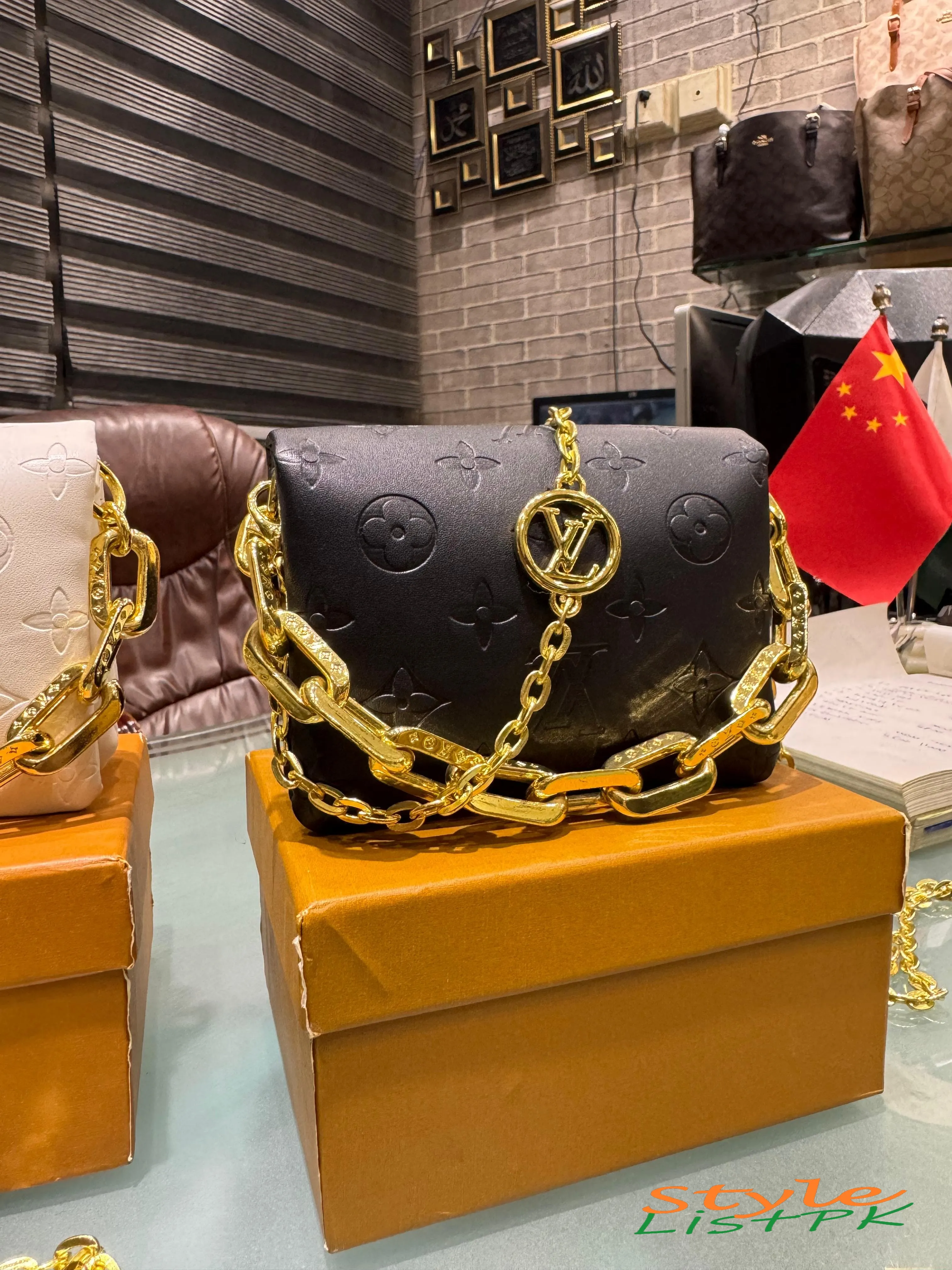 Best Price LV Belt Bag Coussin