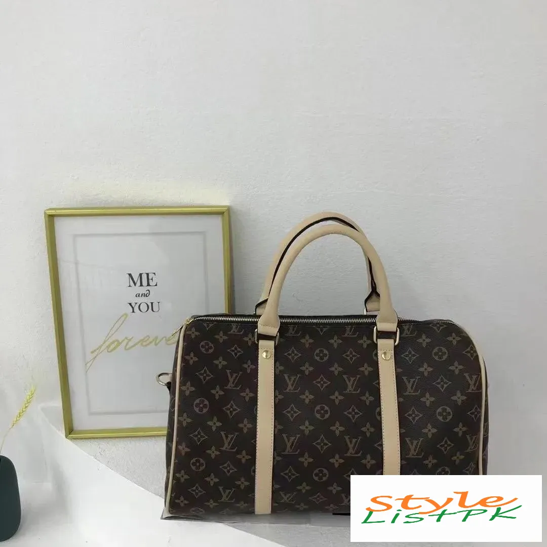 Best Price LV Travelling, Gym and Sports Bag